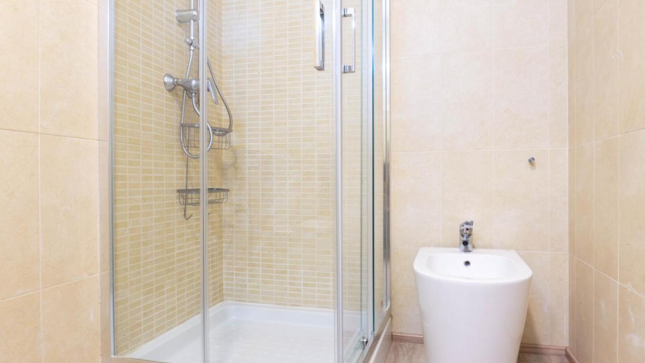 Apartment Dos Aceras Málaga Extérieur photo